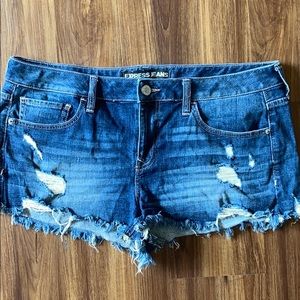 Express shorts